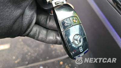 2020 Mercedes-Benz AMG CLA 35 4MATIC - zdjęcie 16 z 32 - miniatura