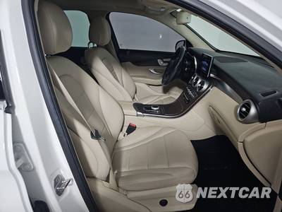 2019 Mercedes-Benz GLC 350e - zdjęcie 8 z 21 - miniatura