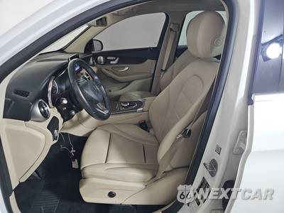 2019 Mercedes-Benz GLC 350e - zdjęcie 7 z 21 - miniatura