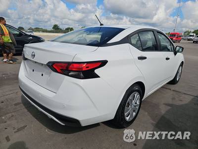 2021 Nissan Versa S - zdjęcie 4 z 24 - miniatura