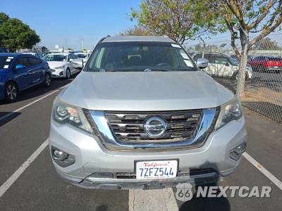 2017 Nissan Pathfinder SV - zdjęcie 2 z 24 - miniatura