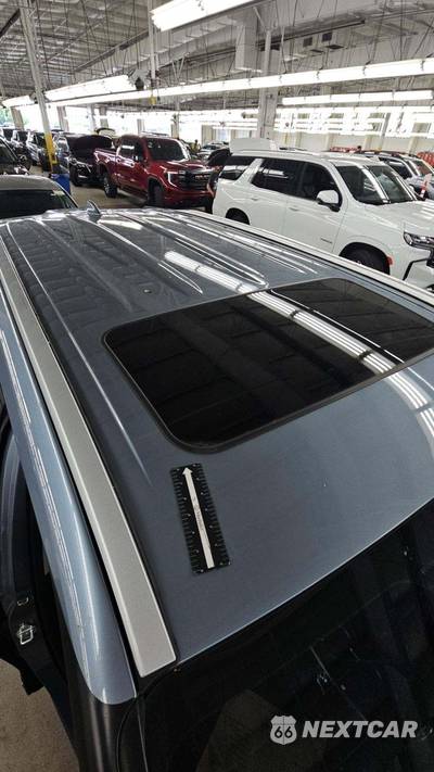 2023 Toyota Highlander XLE - zdjęcie 10 z 22 - miniatura
