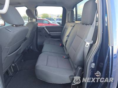 2012 Nissan TITAN SV Crew Cab Short Bed - zdjęcie 13 z 44 - miniatura