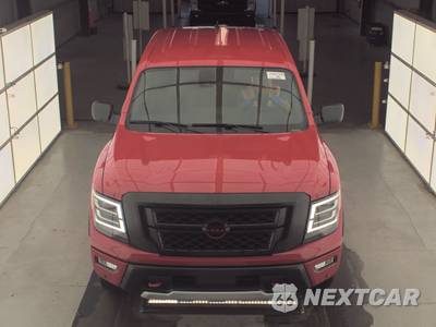 2024 Nissan TITAN PRO-4X Crew Cab Short Bed - zdjęcie 2 z 23 - miniatura