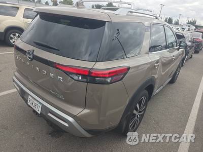 2023 Nissan Pathfinder Platinum - zdjęcie 4 z 22 - miniatura