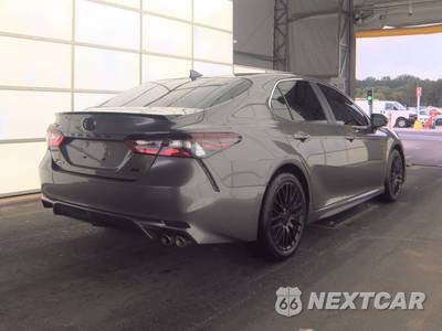 2024 Toyota Camry SE - zdjęcie 4 z 19 - miniatura