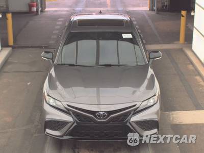 2024 Toyota Camry SE - zdjęcie 2 z 19 - miniatura