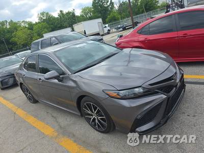 2021 Toyota Camry SE - zdjęcie 3 z 37 - miniatura