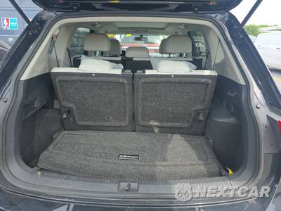2019 Volkswagen Tiguan SEL R-Line Black - zdjęcie 17 z 46 - miniatura