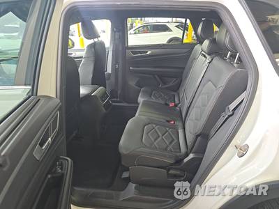 2024 Volkswagen Atlas Cross Sport 2.0T SE w/Technology - zdjęcie 13 z 41 - miniatura