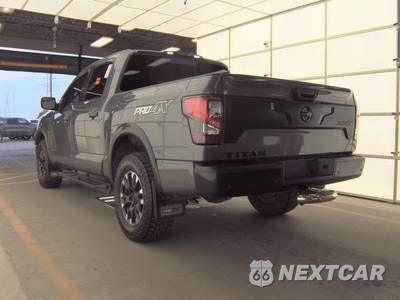 2021 Nissan TITAN PRO-4X Crew Cab Short Bed - zdjęcie 6 z 24 - miniatura