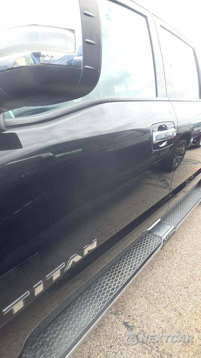 2017 Nissan TITAN SL Crew Cab Short Bed - zdjęcie 25 z 42 - miniatura