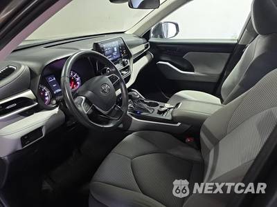 2022 Toyota Highlander LE - zdjęcie 13 z 22 - miniatura