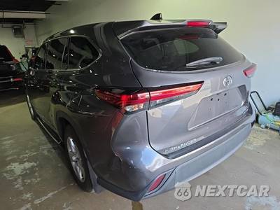2022 Toyota Highlander LE - zdjęcie 6 z 22 - miniatura