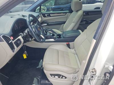 2019 Porsche Cayenne Turbo - zdjęcie 7 z 23 - miniatura