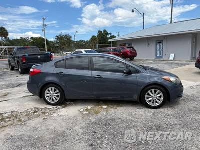 2016 Kia Forte LX Sedan - zdjęcie 3 z 11 - miniatura
