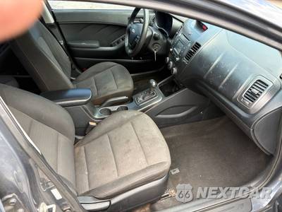 2016 Kia Forte LX Sedan - zdjęcie 9 z 11 - miniatura