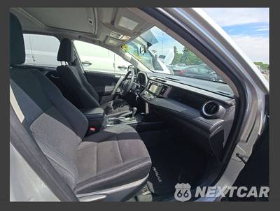 2015 Toyota RAV4 XLE - zdjęcie 8 z 10 - miniatura