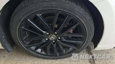 2021 Toyota Camry XSE - zdjęcie 23 z 38 - miniatura