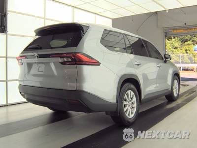 2024 Toyota Grand Highlander XLE - zdjęcie 4 z 23 - miniatura