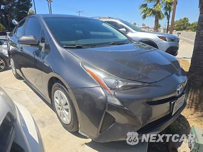 2016 Toyota Prius Two - zdjęcie 3 z 24 - miniatura