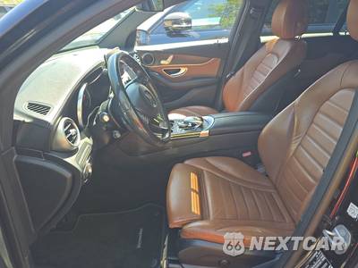 2017 Mercedes-Benz GLC 300 4MATIC - zdjęcie 7 z 33 - miniatura