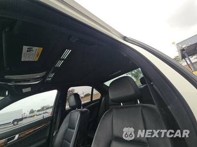 2012 Mercedes-Benz C 250 Sedan - zdjęcie 18 z 47 - miniatura