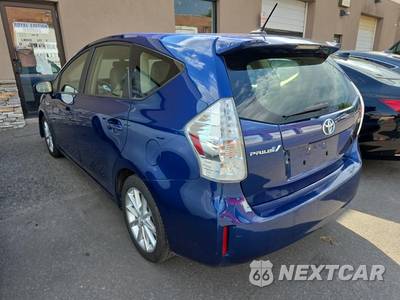 2013 Toyota Prius v Five - zdjęcie 6 z 22 - miniatura