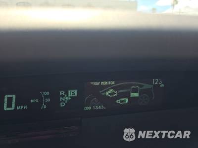 2010 Toyota Prius III - zdjęcie 12 z 33 - miniatura