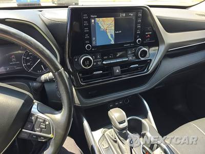 2020 Toyota Highlander XLE - zdjęcie 11 z 31 - miniatura