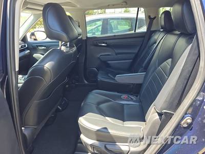 2020 Toyota Highlander XLE - zdjęcie 13 z 31 - miniatura
