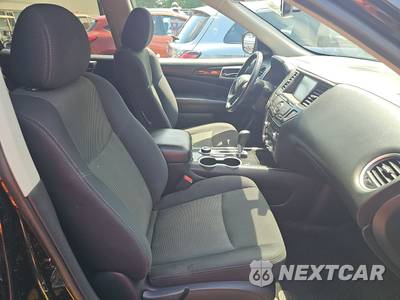 2019 Nissan Pathfinder SV - zdjęcie 8 z 29 - miniatura