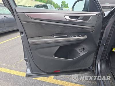 2025 Volkswagen Atlas Cross Sport 2.0T SE w/Technology - zdjęcie 9 z 30 - miniatura