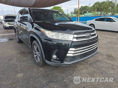 2019 Toyota Highlander XLE - zdjęcie 3 z 25 - miniatura