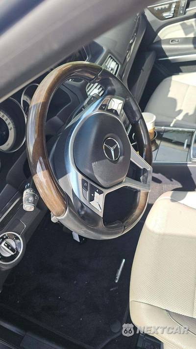 2017 Mercedes-Benz E 550 Convertible - zdjęcie 22 z 32 - miniatura