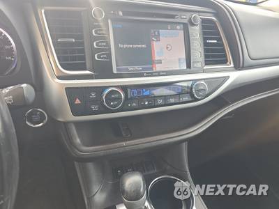 2019 Toyota Highlander XLE - zdjęcie 11 z 25 - miniatura