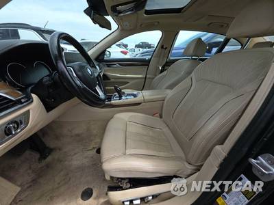 2016 BMW 7 Series Sedan 740i - zdjęcie 7 z 44 - miniatura
