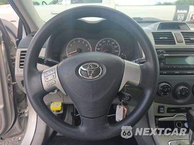 2012 Toyota Corolla LE - zdjęcie 10 z 35 - miniatura