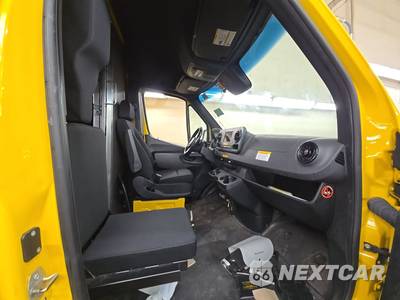 2021 Mercedes-Benz Sprinter 2500 Cargo Van High Roof 170.0" WB - zdjęcie 8 z 28 - miniatura