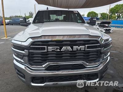 2025 Ram 2500 Big Horn Crew Cab Medium Bed - zdjęcie 2 z 21 - miniatura
