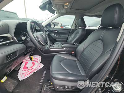 2023 Toyota Highlander XLE - zdjęcie 7 z 30 - miniatura