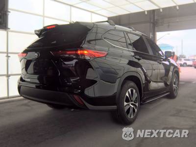 2023 Toyota Highlander XLE - zdjęcie 4 z 30 - miniatura