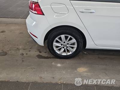2019 Volkswagen Golf S Hatchback - zdjęcie 19 z 36 - miniatura