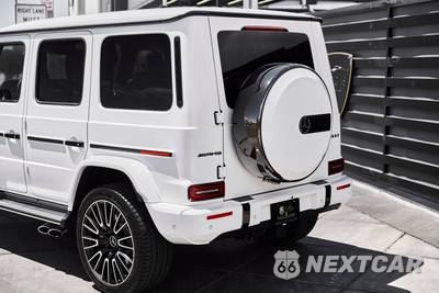 2025 Mercedes-Benz AMG G 63 4MATIC - zdjęcie 11 z 50 - miniatura