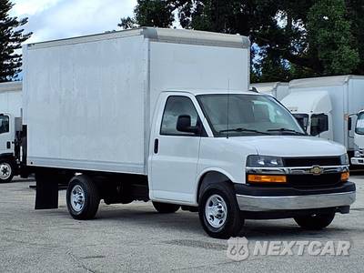 2021 Chevrolet Express 3500 Cutaway 1WT
