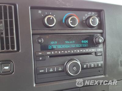 2021 Chevrolet Express 3500 Cutaway 1WT - zdjęcie 10 z 28 - miniatura
