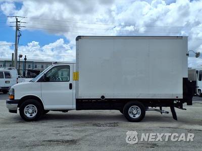 2021 Chevrolet Express 3500 Cutaway 1WT - zdjęcie 6 z 28 - miniatura