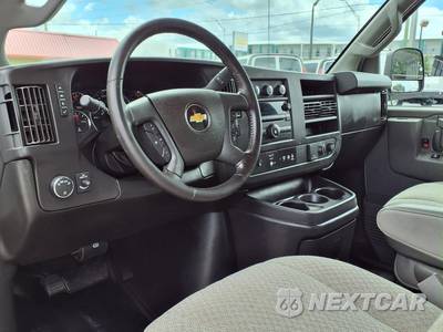 2021 Chevrolet Express 3500 Cutaway 1WT - zdjęcie 9 z 28 - miniatura