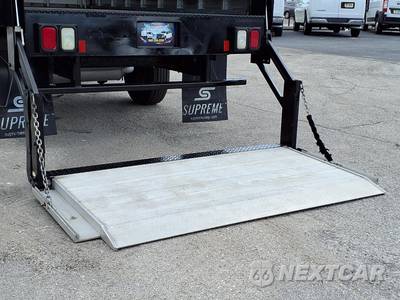 2021 Chevrolet Express 3500 Cutaway 1WT - zdjęcie 17 z 28 - miniatura