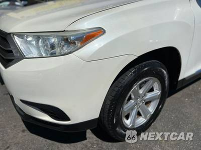 2013 Toyota Highlander - zdjęcie 4 z 45 - miniatura